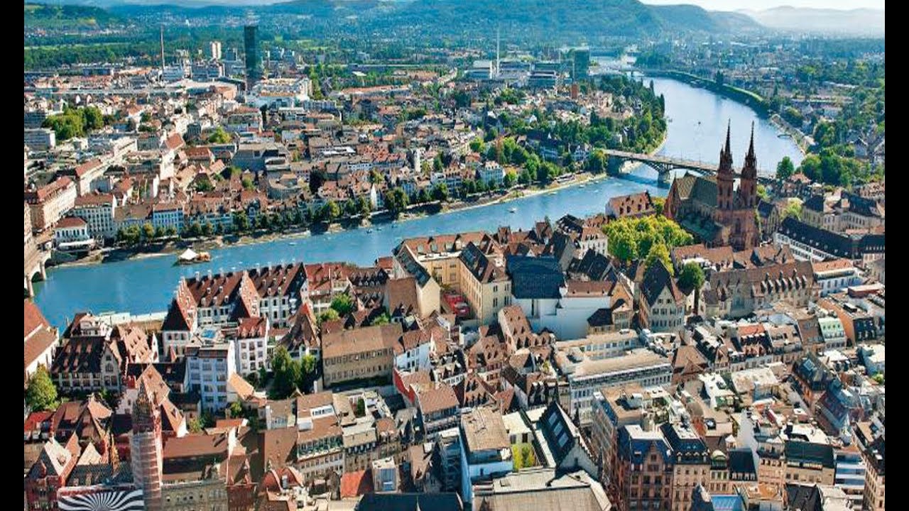 На велосипеде в Базель Швейцария И наконец любимая Германия