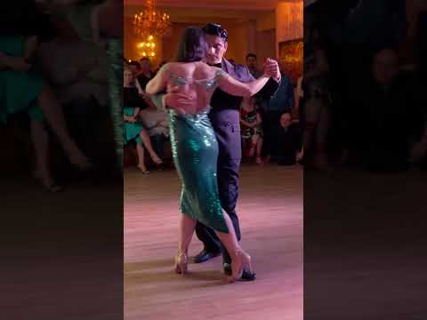 Dancing D'Arienzo. Max Vera & Cornelia Roy. Tango Performance at Tangoloft Berlin