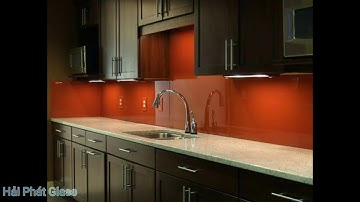 Kính ốp bếp màu đỏ kim sa