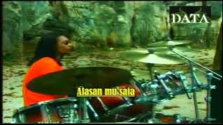 DATA MENCARI SALAH SILAP KU LYRICS