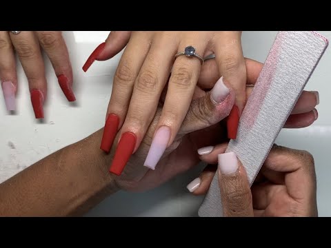 Celebrity Nail Trends 2024 - Best Colors, Polishes, Art