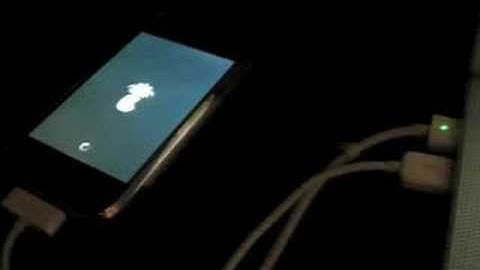 The iPhone PwnageTool 2.0