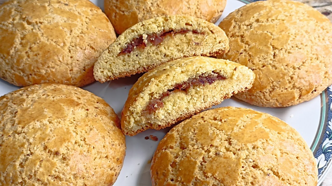 کوکی آرد ذرت ..Golden sweet corn bread..Broa De milho