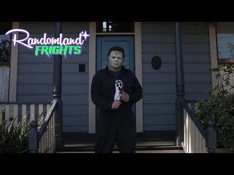 Terror Market at Michael Myers' house! FREE Horror Pop Up!