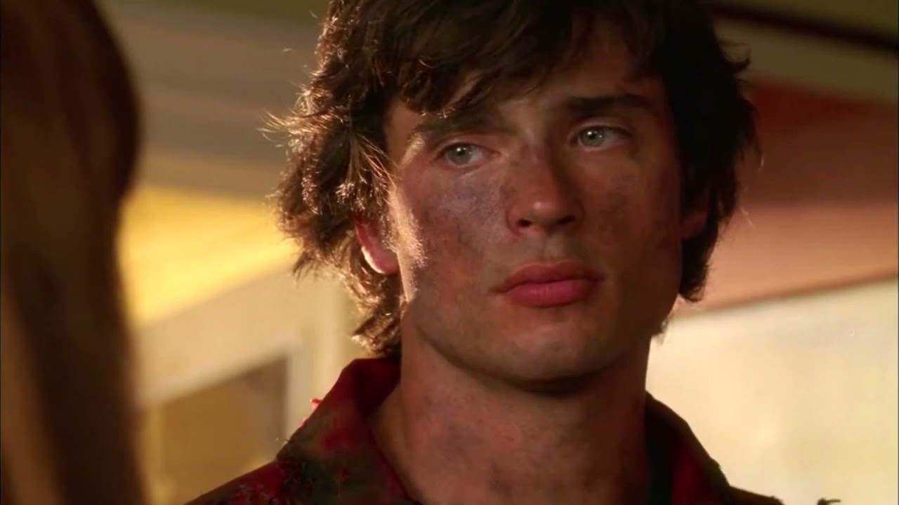 Smallville Season 5x03 Clark stop the missile and comes back home
