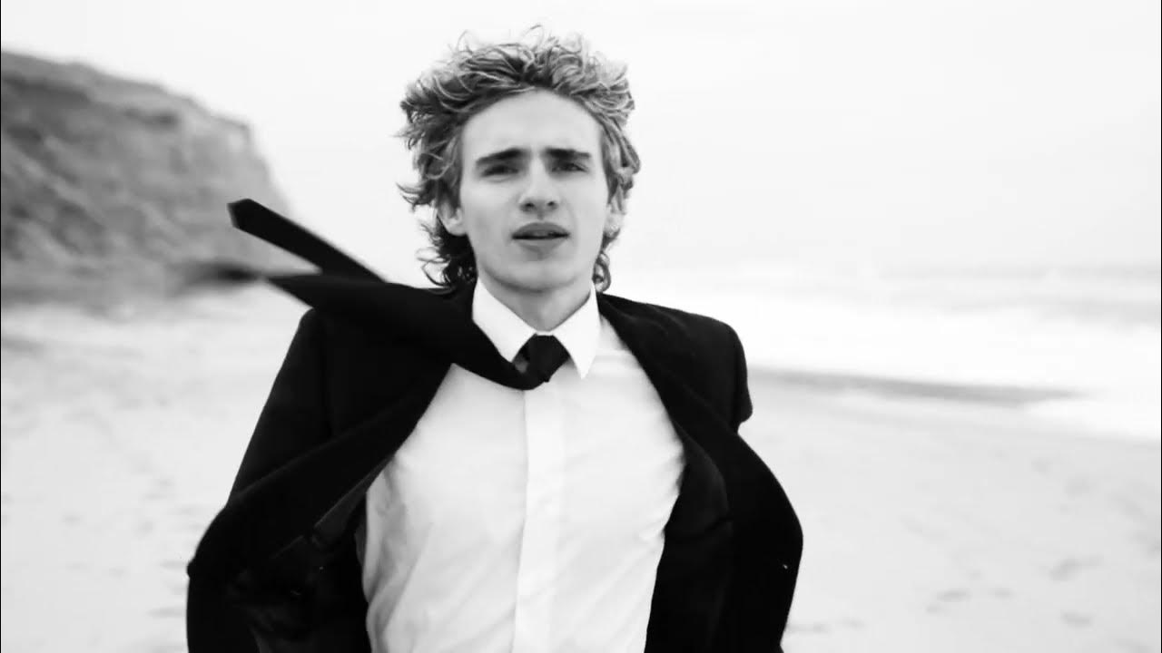 Fake A Smile - Don't Stop (Official Music Video) Fake A Smile - Don't Stop (Official Music Video)