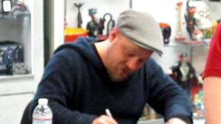 DAVID SLADE DIRECTOR OF THE TWILIGHT SAGA ECLIPSE SIGNING AUTOGRAPHS!