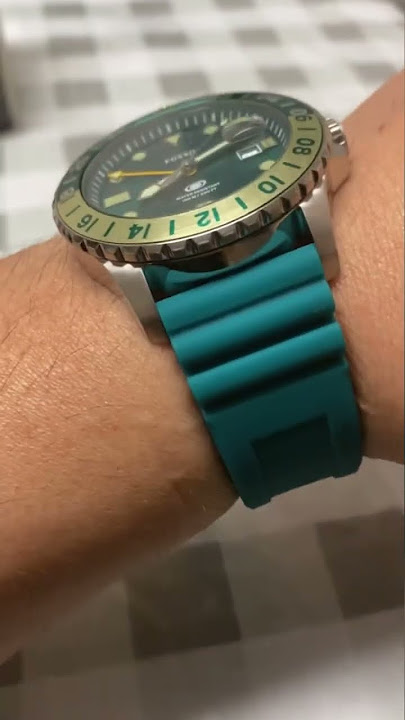 Fossil Blue GMT Oasis Silicone FS5992 - YouTube