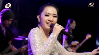 Rena kdi peluklah aku  LIVE MANUNGGAL-NGUSIKAN-JOMBANG