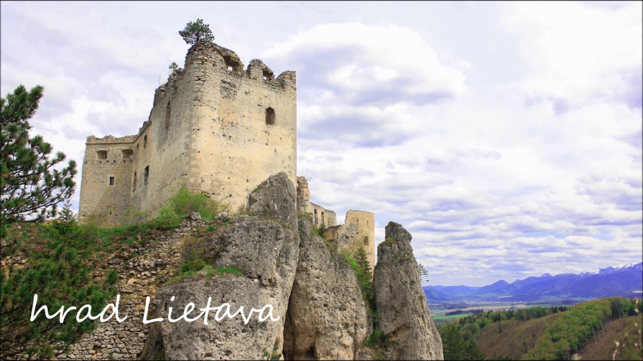 Slovenské hrady a zámky