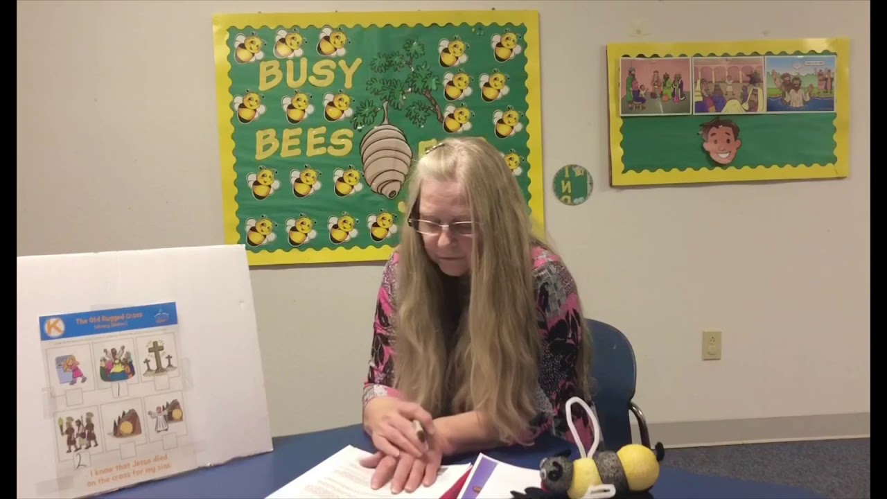 Sunday School taught by Sis Alice Thomas - Kindergarten class - Jesus on the Cross