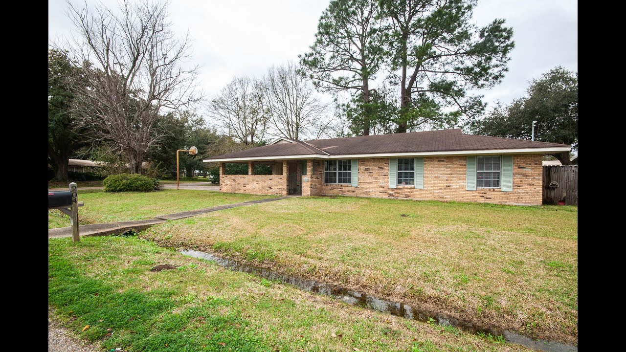 Residential for sale 204 Pillette Road, Lafayette, LA 70508 YouTube