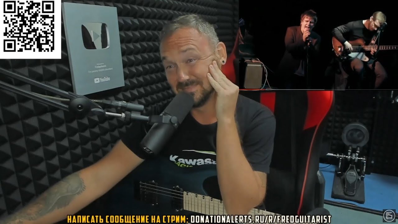 ФРЕДГИТАРИСТА ПЫТАЮТ ВОЕМ ВОЛКОВ ПОД КРИВУЮ ГИТАРУ!
