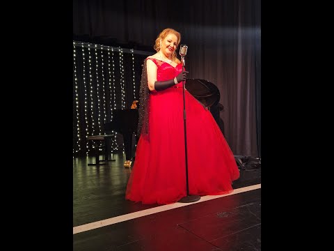 AIDA HUSANOVIC & U PRAVU SI & Official Music Video 2023 - 4K