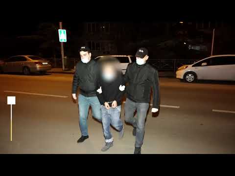 პოლიციამ თბილისში ჯგუფურად ჩადენილი ძარცვის ბრალდებით ორი პირი დააკავა