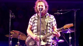 Pearl Jam - Undone - 5.17.10 Boston, MA