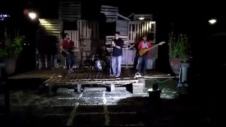 Jungletheory Project  Damainya Cinta gigi Cover  woodstock Caffe Jogja