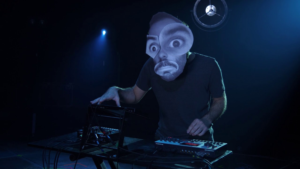 Loâzo - Dépocrassez-Vous (Live on cadré )