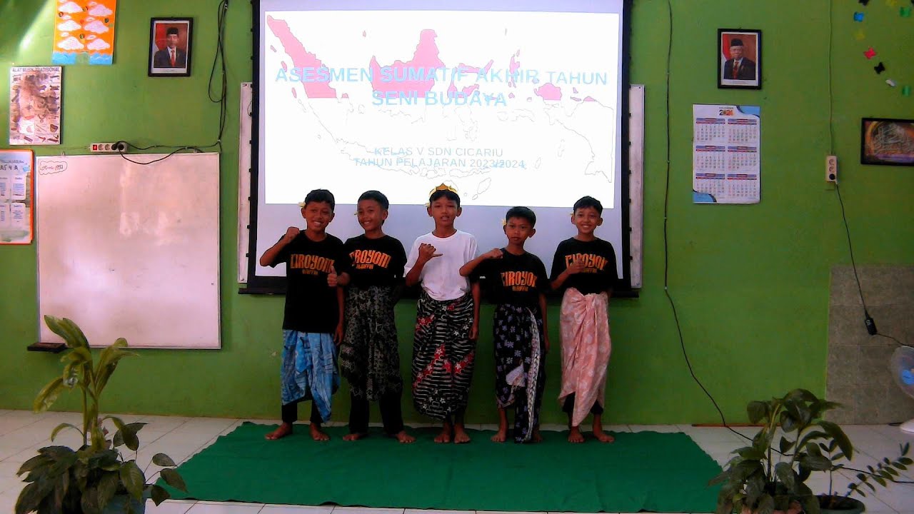 Tari Kecak - YouTube