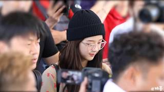 190918 JISOO IS AT THE INCHEON AIRPORT AFTER BURBERRY LONDON