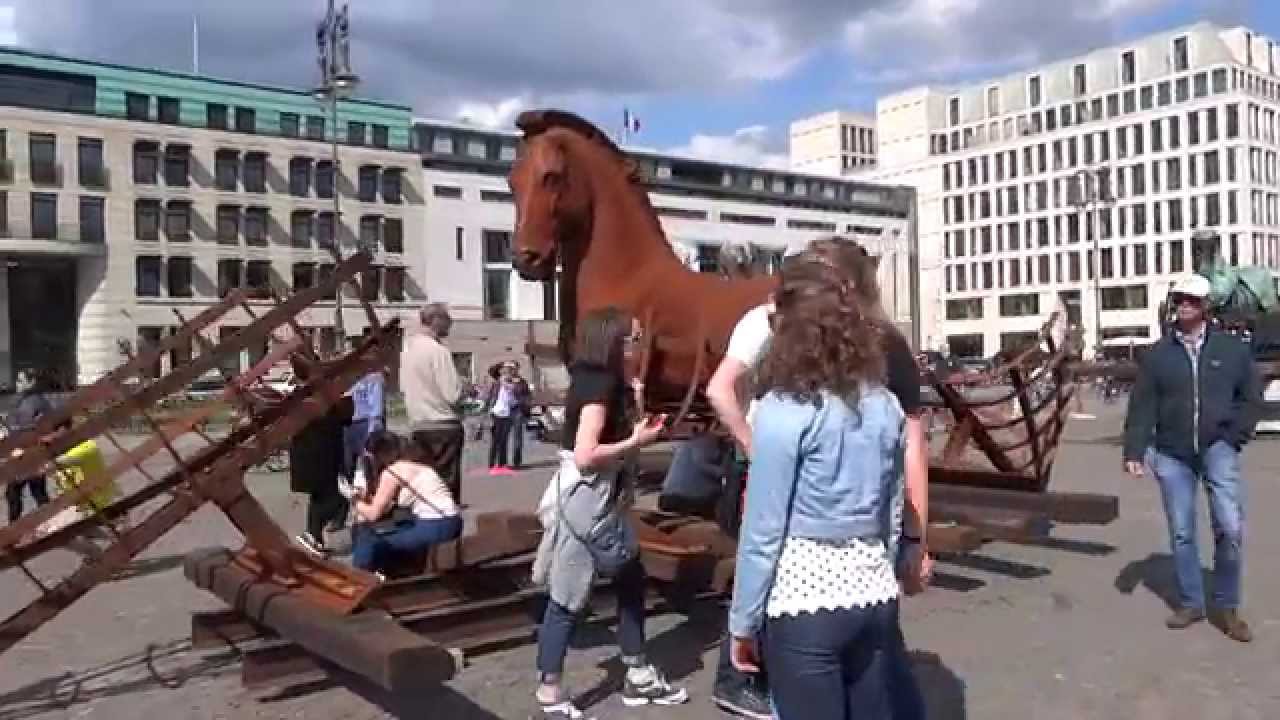 Lapidarium Густаво Асевеса в Берлине