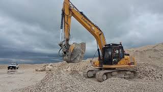 BF80.3 Bucket Crusher on Liugong HM4500 | Limestone Crushing in Indonesia