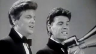 The Everly Brothers and Jackie & Gayle - I Want To Hold Your Hand - Hullabaloo! - 13/04/1965
From Hullabaloo!, this episode hosted by Steve Lawrence aired on 13th April 1965 and as well as this Beatles cover also featured Phil and Don performing Lonely Weekends, I Got A Woman, All I Have To Do Is Dream (with Steve Lawrence) and a cover of Downtown (with Jackie & Gayle, Francoise Hardy and Steve Lawrence). The Everly Brothers and Jackie & Gayle - I Want To Hold Your Hand - Hullabaloo! - 13/04/1965