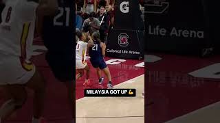 MiLaysia Fulwiley got the big block on Sarah Strong 😤