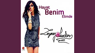 Bir Çocuk Sevdim (Akustik) - Zeynep Dizdar