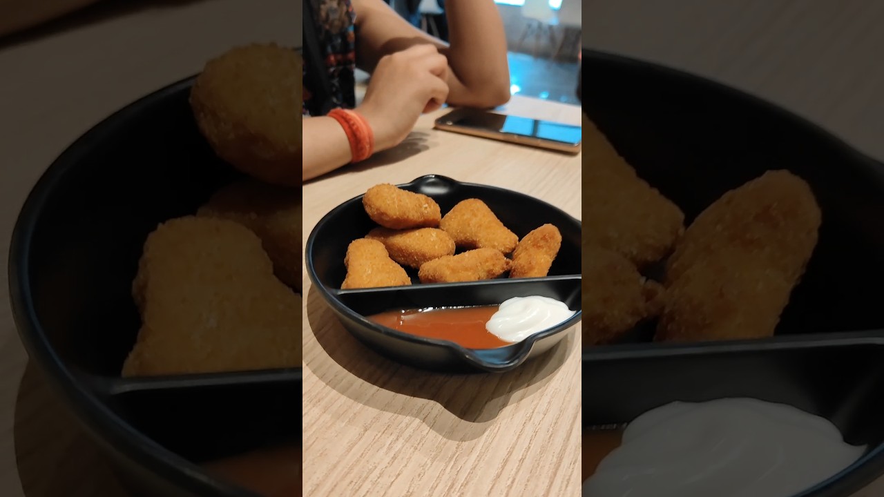 baramunda busstand || mission Shakti cafe #minivlog#shorts#viral#treanding#baramunda#bhubaneswar