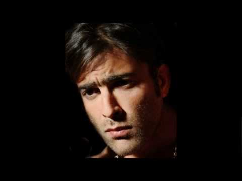 من حبيبي انا وموال بالبداية