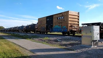CSX Mixed Freight moving fast