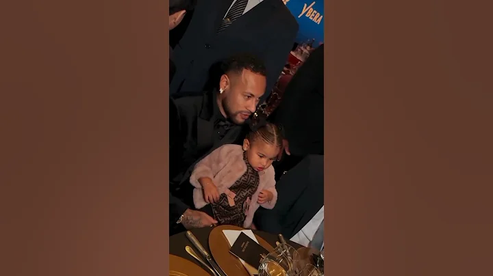 Neymar Jr with his wife Bruna Biancardi #short #neymar #neymarjr #brunabiancardi #shorts