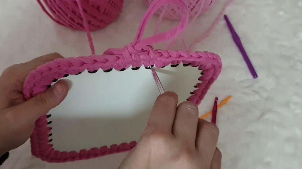 بوكس مربع بقاعده خشب ..... خيط كليم