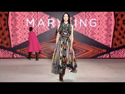 Video: Každá Jediná Dráhová Show V New York Fashion Week Představovala Poprvé Model Barvy