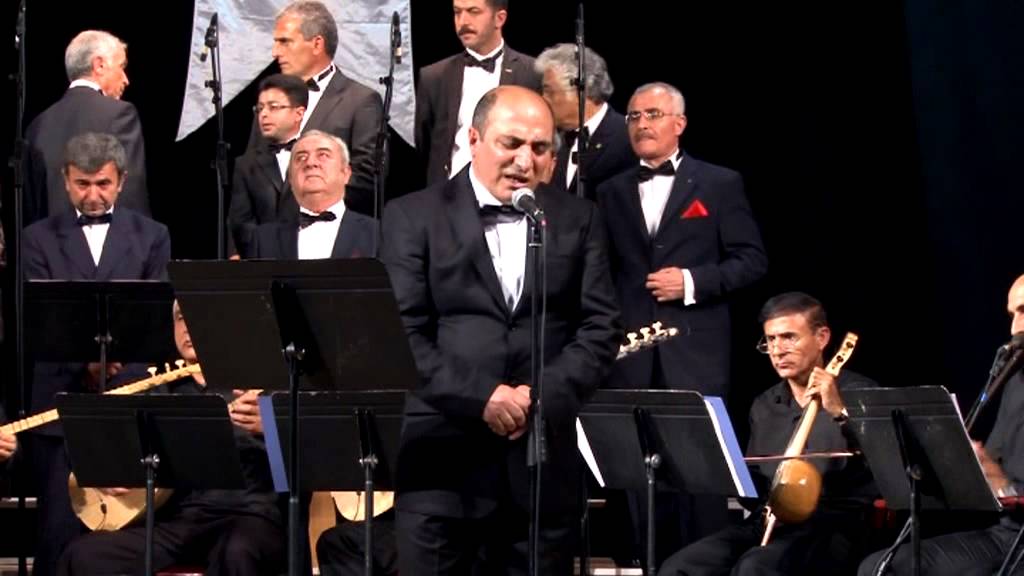 Ahmet Küçük - Bir Gül İçin Bülbül Giymiş Kareler (UH) & Eşinden Ayrılan Yaralı Ördek