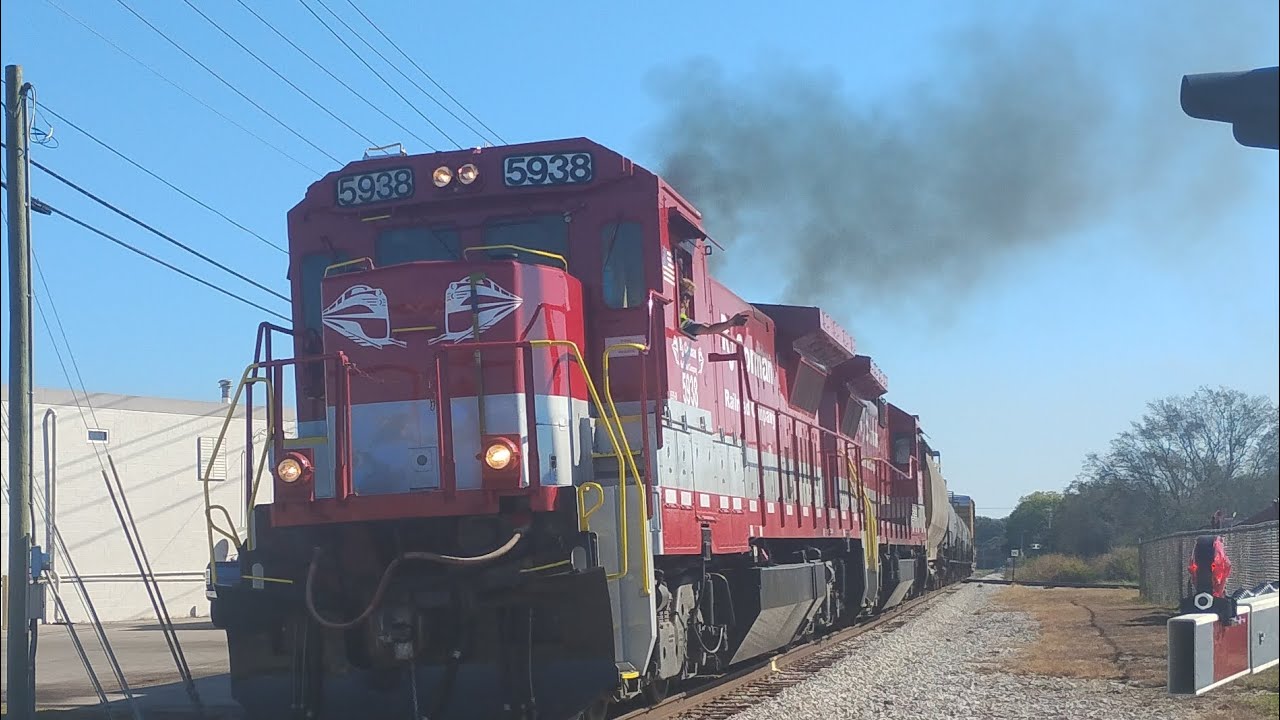 RJ corman 5938 leads Nashville turn job (blown turbo duo) - YouTube
