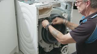 How to replace your washing machine door seal