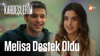 Melisa, Kadir'in okulu bitirmesi için destek oluyor - Kardeşlerim 14. Bölüm