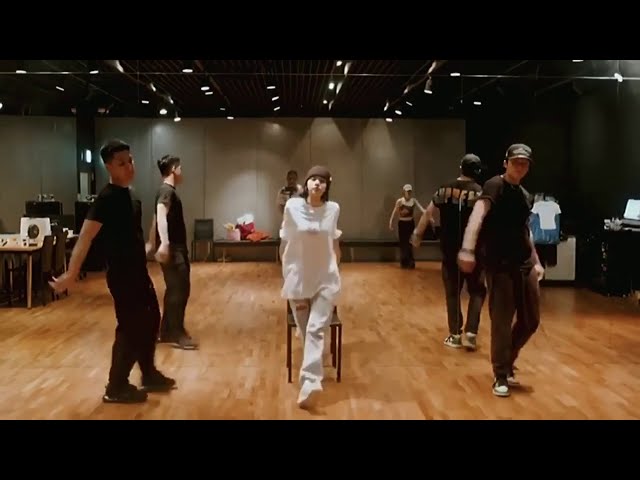 Lili Film 4 Dance Practice mirrored class=