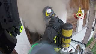 Creazzo Vi - Incendio In Una Villa Che Ospita Un Centro Accoglienza Richiedenti Asilo