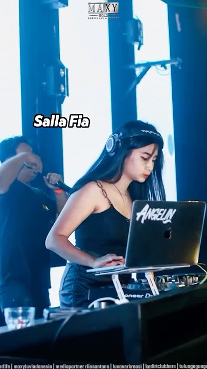 #dj Salla Fia #nightclub #bar #party #clubbing #djremix #dance #remix