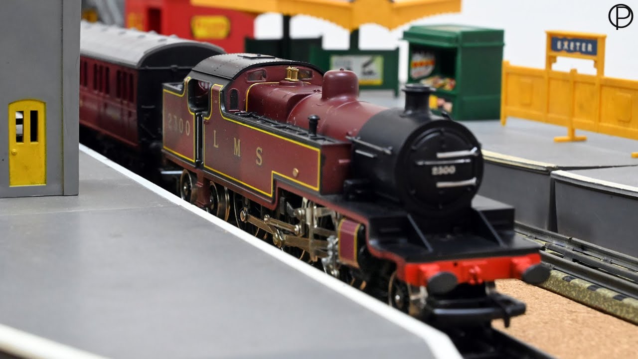 Hornby Railways R.055 L.M.S. 2-6-4 Tank locomotive with