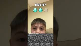Miacraf jugando