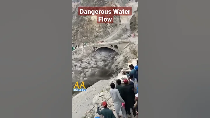 Dangerous Water Flood #newshortvideos #bestshortvideos - DayDayNews