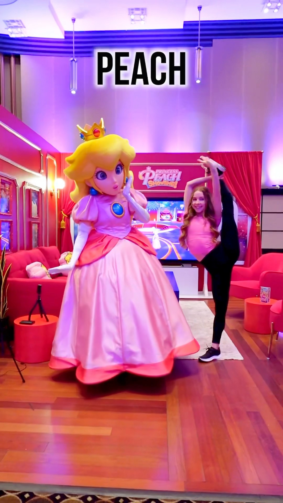 #ad I MET PRINCESS PEACH #PrincessPeachShowtime #NintendoCanada #shorts