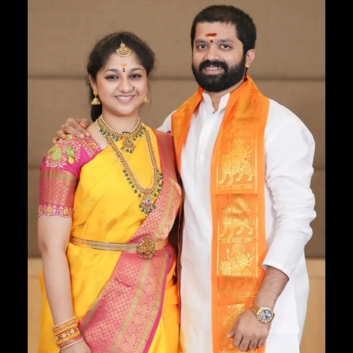Singer Srilalitha Navaratri Festival Celebration with her Husband / Singer Srilalitha Family