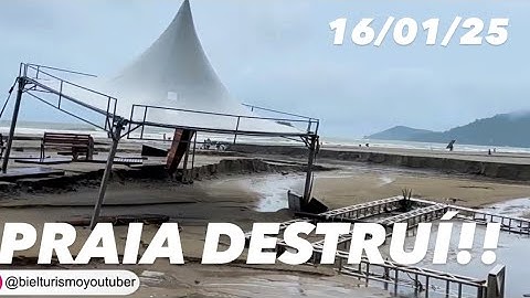 Praia Destruída após o Alagamento em Balneário Camboriú Santa Catarina