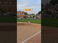 Batiador dando batazo de doble #softball #sports #deporte