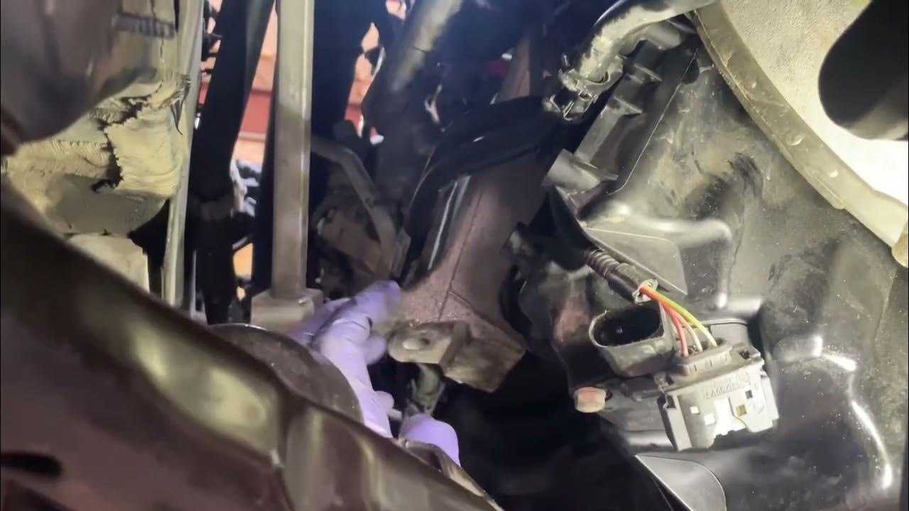 2013 BMW 328i Oil Pan Gasket Replacement - YouTube